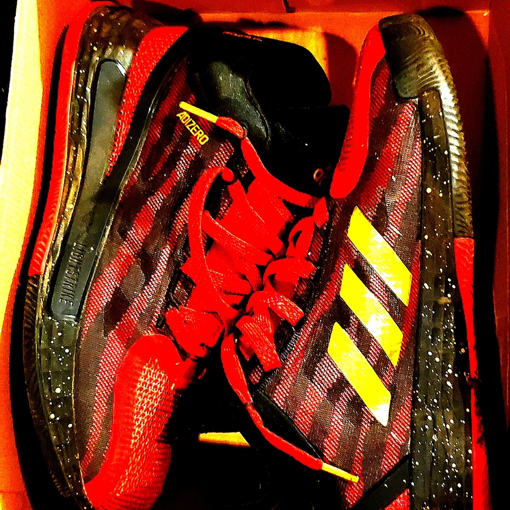 ,Like Brand New D.ROse of Chicago Bulls with Box like new to small for me.......